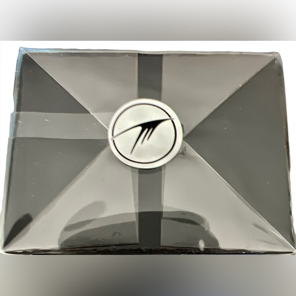 LAST CHANCE NIB Angel by Thierry Mugler Eau de Pafum Spray Refillable Bottle - Picture 4 of 4